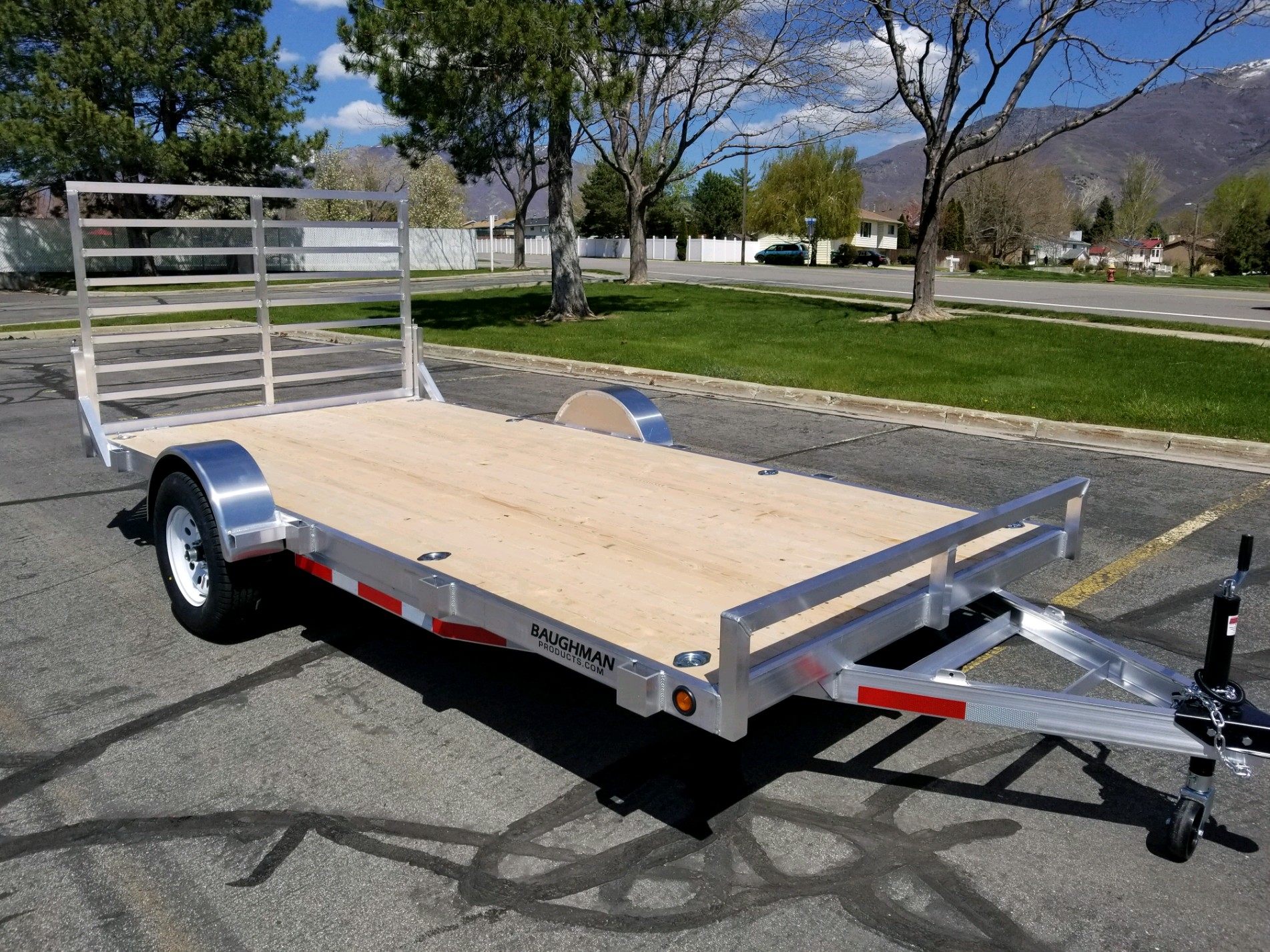 Flat Bed Rear Gate Trailer