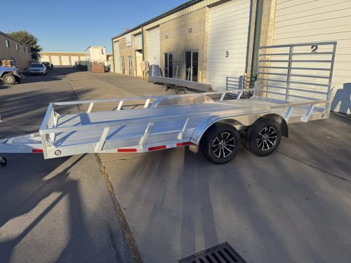 2025 14RGT w_Slanted bars